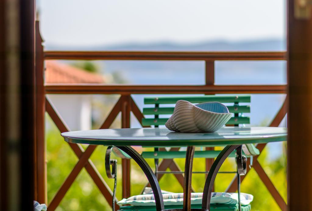 Niriides Otel Ammouliani Dış mekan fotoğraf